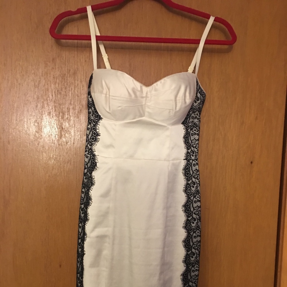 Guess dress🌻 - Picture 5 of 7